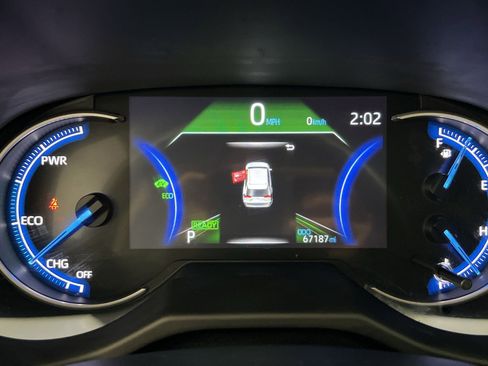 Used 2024 Toyota RAV4 LE image 18