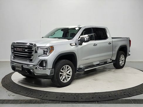 Used 2021 GMC Sierra 1500 SLT w/ SLT Premium Plus Package AWD/4WD image 3