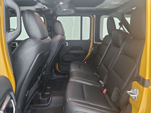 New 2026 Jeep Wrangler Unlimited Sahara AWD/4WD image 29