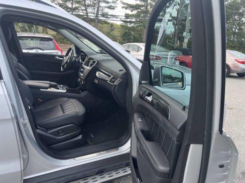 Used 2016 Mercedes-Benz GL 450 4MATIC image 9