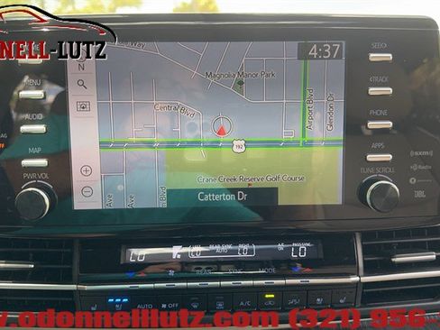 Used 2022 Toyota Sienna Limited FWD image 23