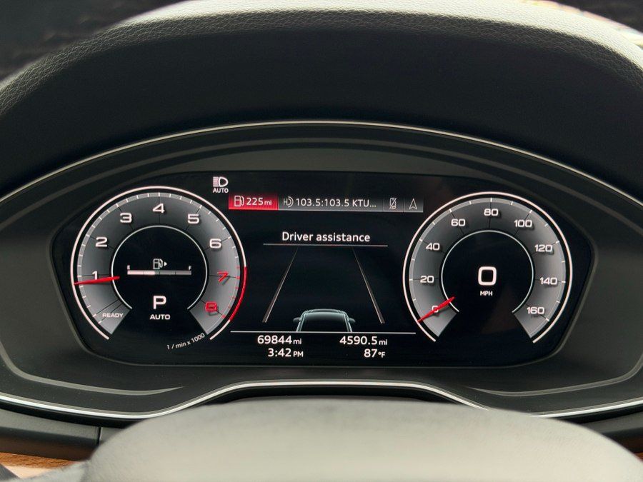Used 2021 Audi Q5 2.0T Premium Plus w/ Premium Plus Package AWD/4WD image 46