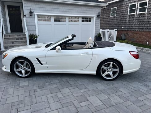 Used 2013 Mercedes-Benz SL 550 image 38