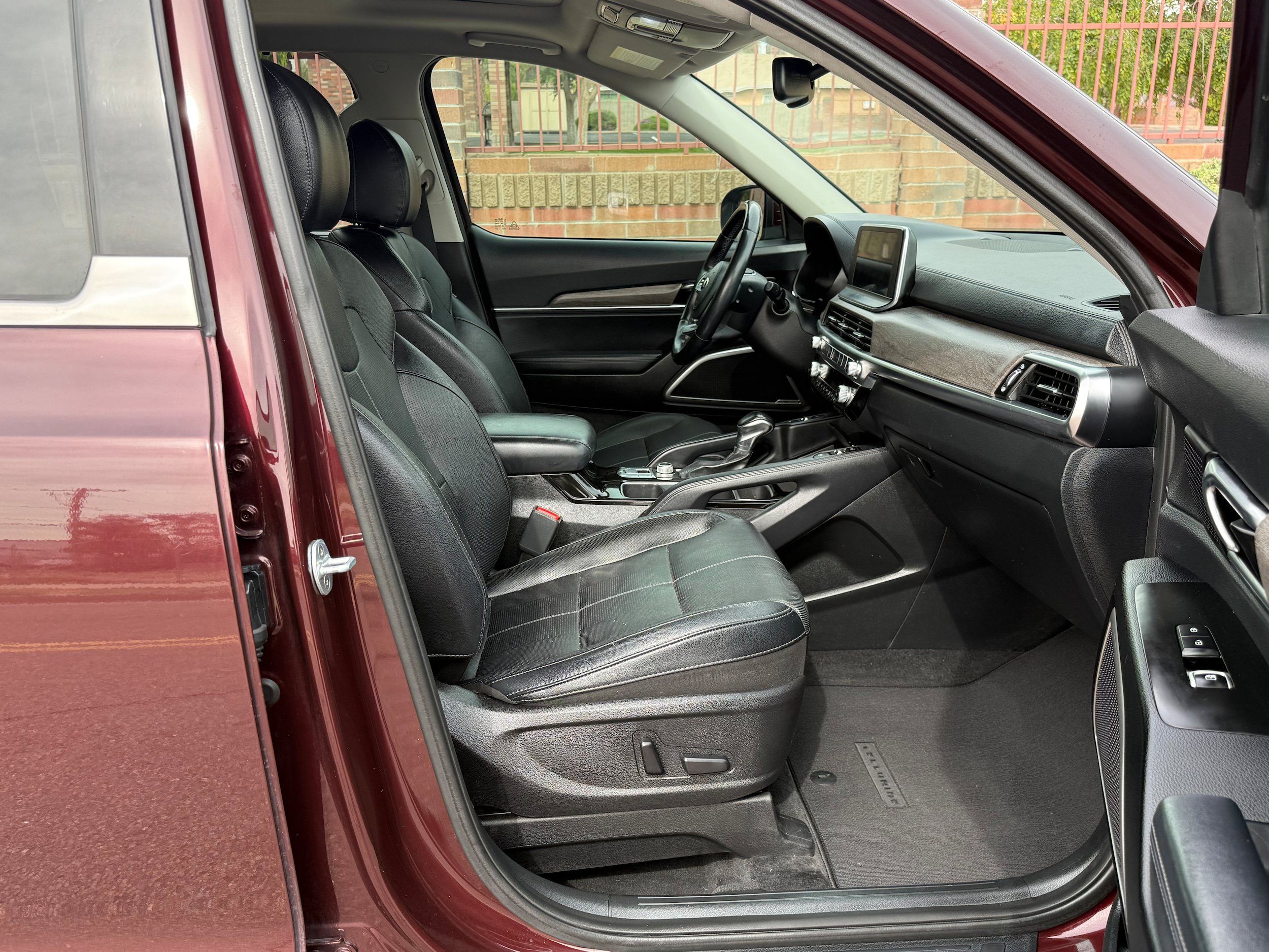Used 2020 Kia Telluride EX AWD/4WD image 11
