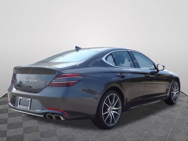 Used 2023 Genesis G70 2.0T RWD image 3