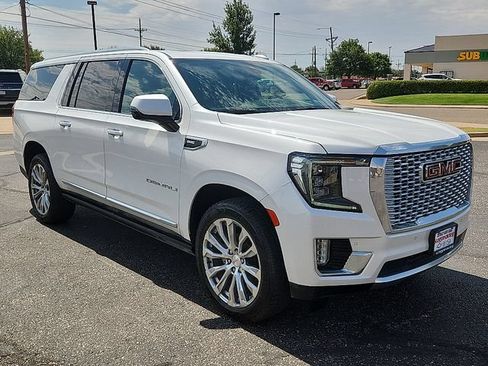 Certified 2022 GMC Yukon XL Denali AWD/4WD image 6