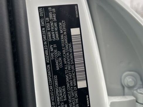 Used 2025 Volvo XC90 B5 Plus image 25