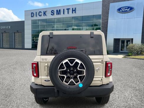 New 2025 Ford Bronco Outer Banks image 5