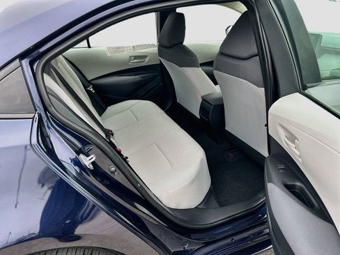 Used 2022 Toyota Corolla LE FWD image 24