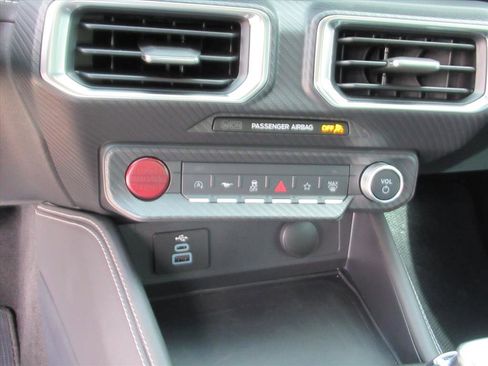 Used 2025 Ford Mustang GT Premium image 25