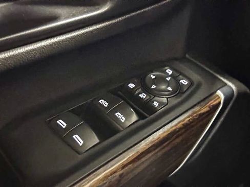 Used 2022 Chevrolet Silverado 2500 High Country AWD/4WD image 21