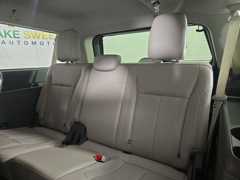 Used 2019 Ford Expedition Max XLT w/ Equipment Group 202A image 13