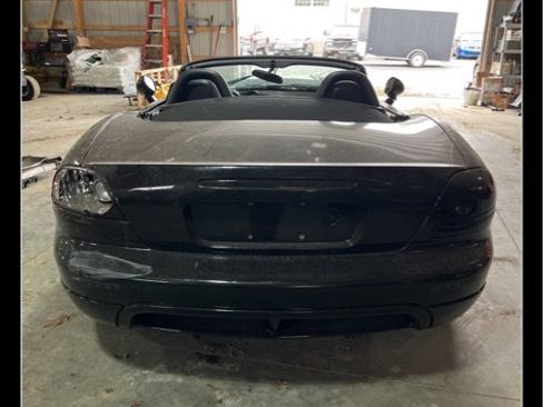 Used 2004 Dodge Viper SRT-10 image 4