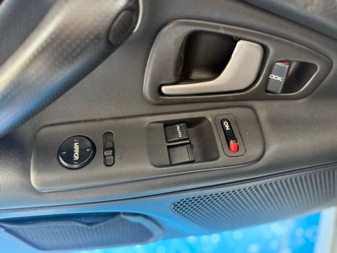 Used 2002 Honda S2000 image 15