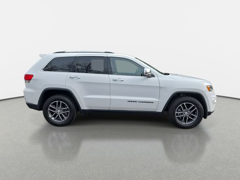 Used 2018 Jeep Grand Cherokee Limited image 2