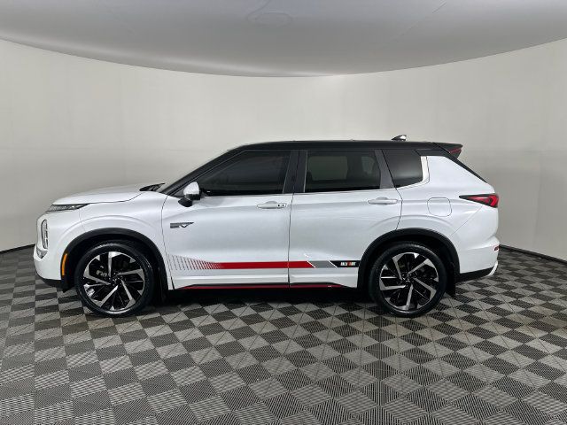 Used 2024 Mitsubishi Outlander Ralliart AWD/4WD image 32