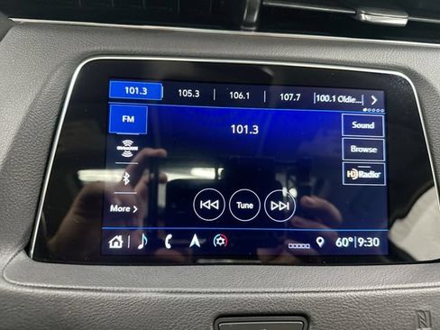 Used 2019 Cadillac XT4 Premium Luxury AWD/4WD image 13