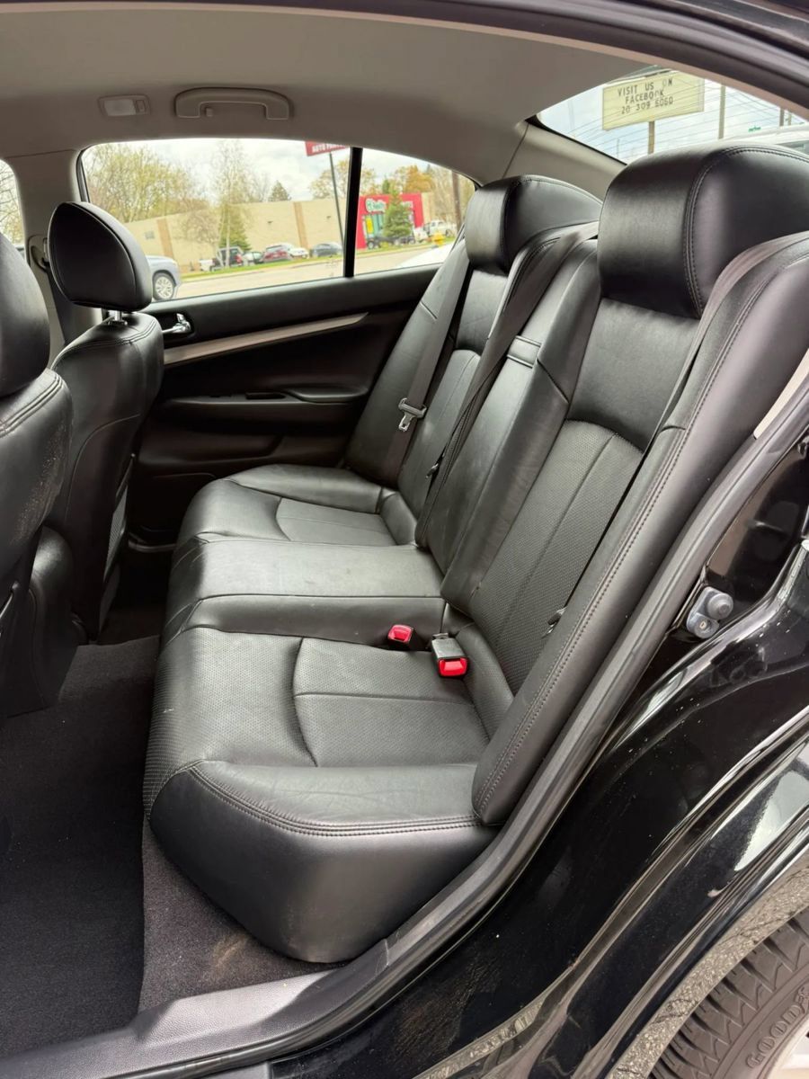 Used 2011 INFINITI G25 RWD image 12