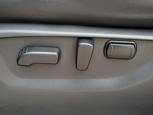 Used 2024 Nissan Armada SL image 13