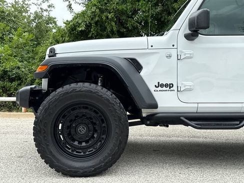 Used 2020 Jeep Gladiator Sport w/ Quick Order Package 24S AWD/4WD image 5