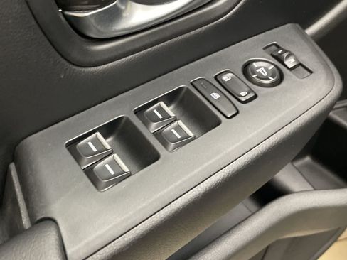 Used 2023 Honda Pilot Touring image 36