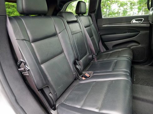 Used 2019 Jeep Grand Cherokee Limited w/ Luxury Group II AWD/4WD image 33