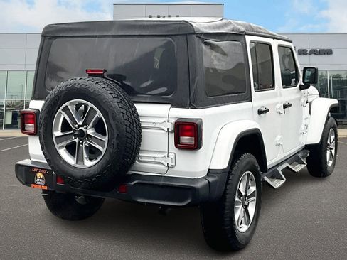 Used 2019 Jeep Wrangler Unlimited Sahara w/ Cold Weather Group image 23