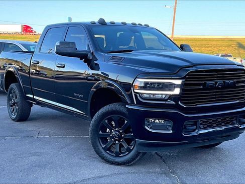 Used 2021 RAM 2500 Laramie w/ Night Edition AWD/4WD image 11