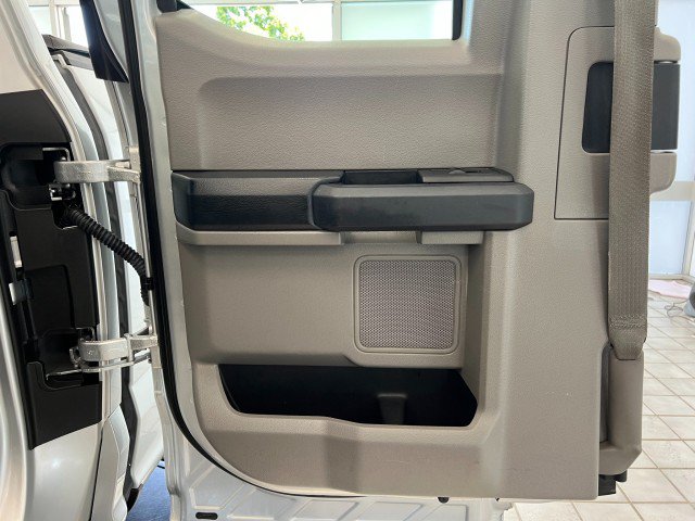 Used 2016 Ford F150 XL w/ Equipment Group 101A Mid AWD/4WD image 26