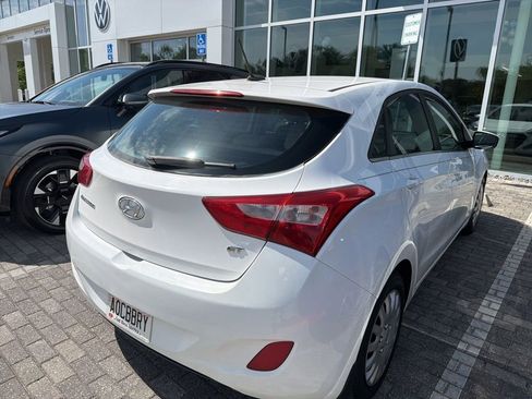 Used 2016 Hyundai Elantra GT FWD image 5