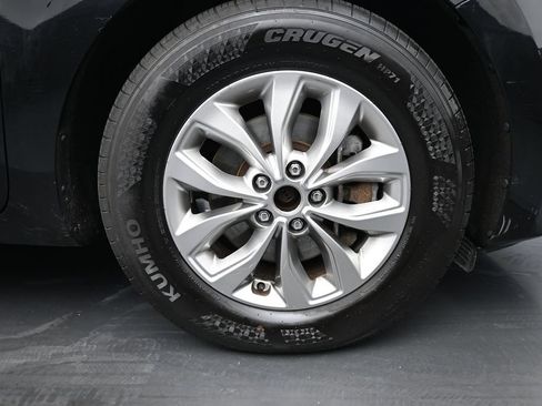 Used 2020 Kia Sedona L FWD image 10