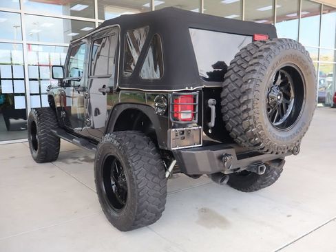 Used 2015 Jeep Wrangler Unlimited Sport w/ Quick Order Package 24S AWD/4WD image 9
