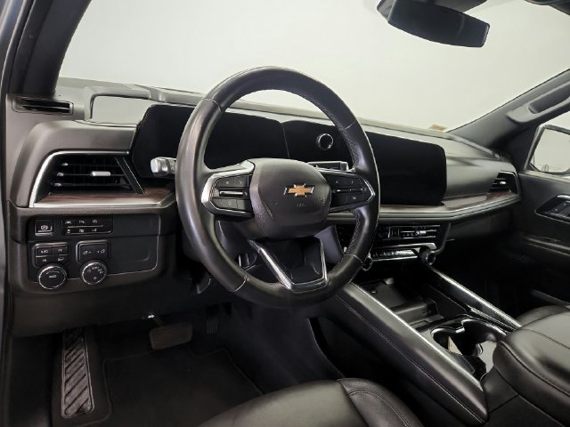 Used 2025 Chevrolet Tahoe LT AWD/4WD image 14