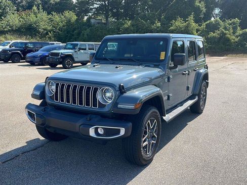 Used 2024 Jeep Wrangler Unlimited Sahara AWD/4WD image 1