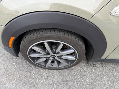 Used 2019 MINI Cooper S w/ Signature Upholstery Package image 16