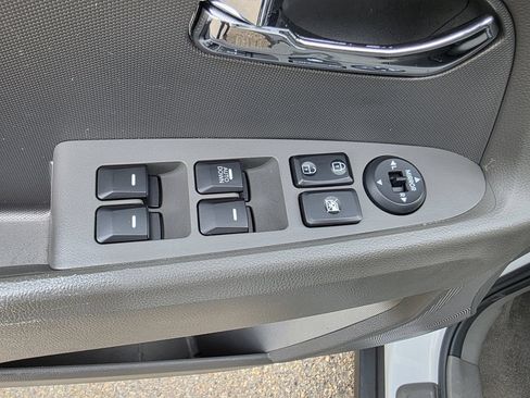 Used 2011 Kia Sportage LX FWD image 14