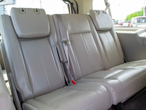 Used 2011 Ford Expedition EL Limited image 21
