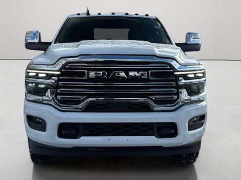 New 2026 RAM 3500 Laramie AWD/4WD image 10