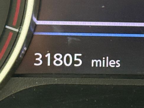 Used 2025 Nissan Sentra SV image 37