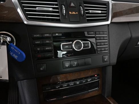 Used 2013 Mercedes-Benz E 350 Sedan image 14