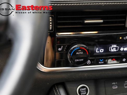Used 2023 Nissan Rogue SL w/ SL Premium Package AWD/4WD image 21