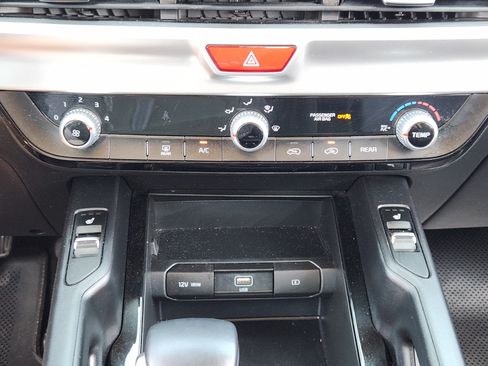 Used 2021 Kia Telluride S AWD/4WD image 20