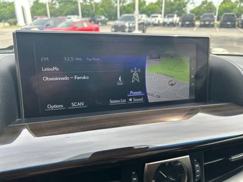 Used 2020 Lexus LX 570 4WD w/ Sport Package image 19