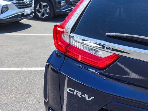 Used 2017 Honda CR-V Touring image 8