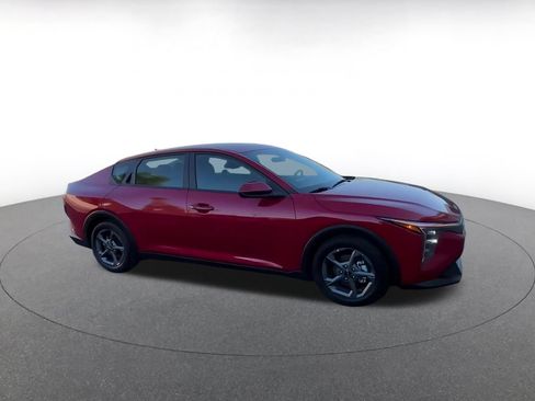 Used 2026 Kia K4 FWD image 2