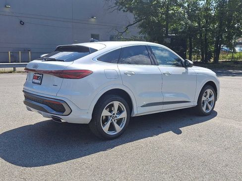 New 2025 Audi Q5 Premium Plus image 12