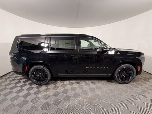 New 2026 Jeep Grand Wagoneer Limited image 11