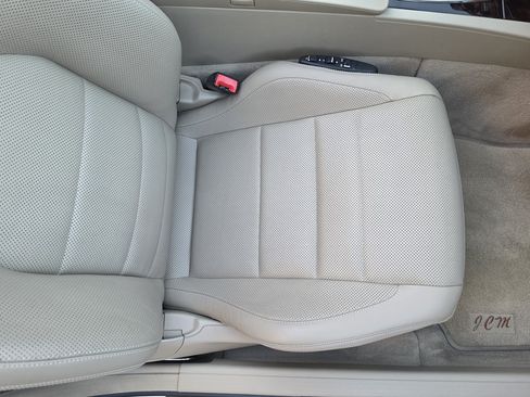 Used 2013 Mercedes-Benz E 350 Cabriolet image 26