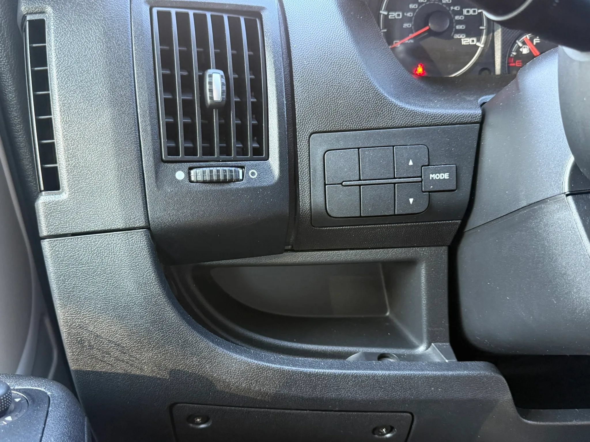Used 2021 RAM ProMaster 2500 FWD image 21