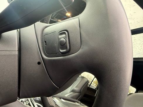 Used 2022 Jeep Wagoneer Series II w/ Premium Group I image 18